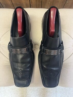 Guess Men’s Black Leather Square Toe w/ Silver Guess Logo Dress Shoes Sz 10.5